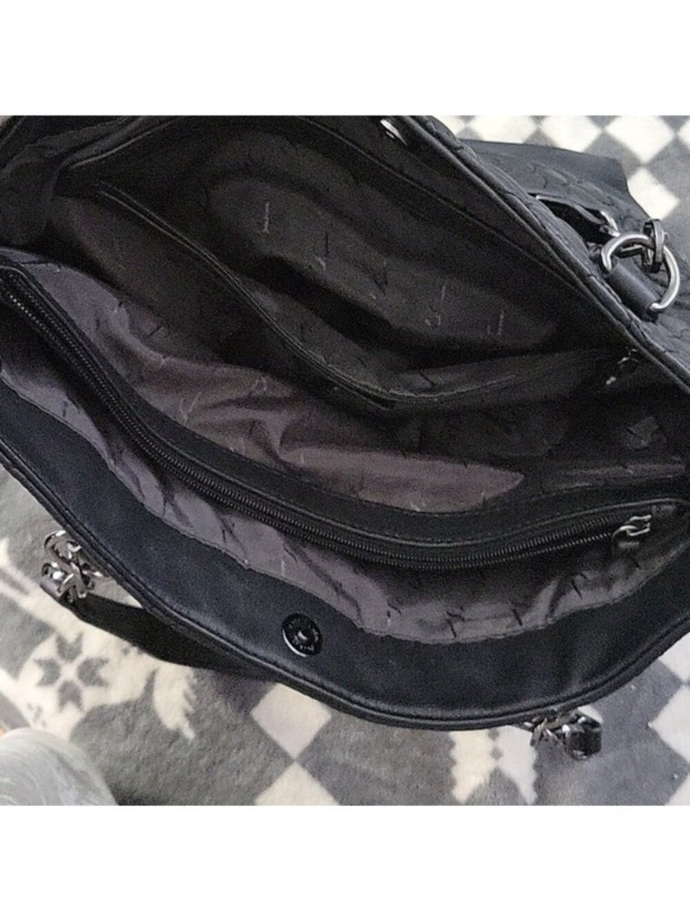 Simply Vera Vera Wang Black Quilted Floral Tote Bag Faux Leather Shoulder Bag - Picture 14 of 14
